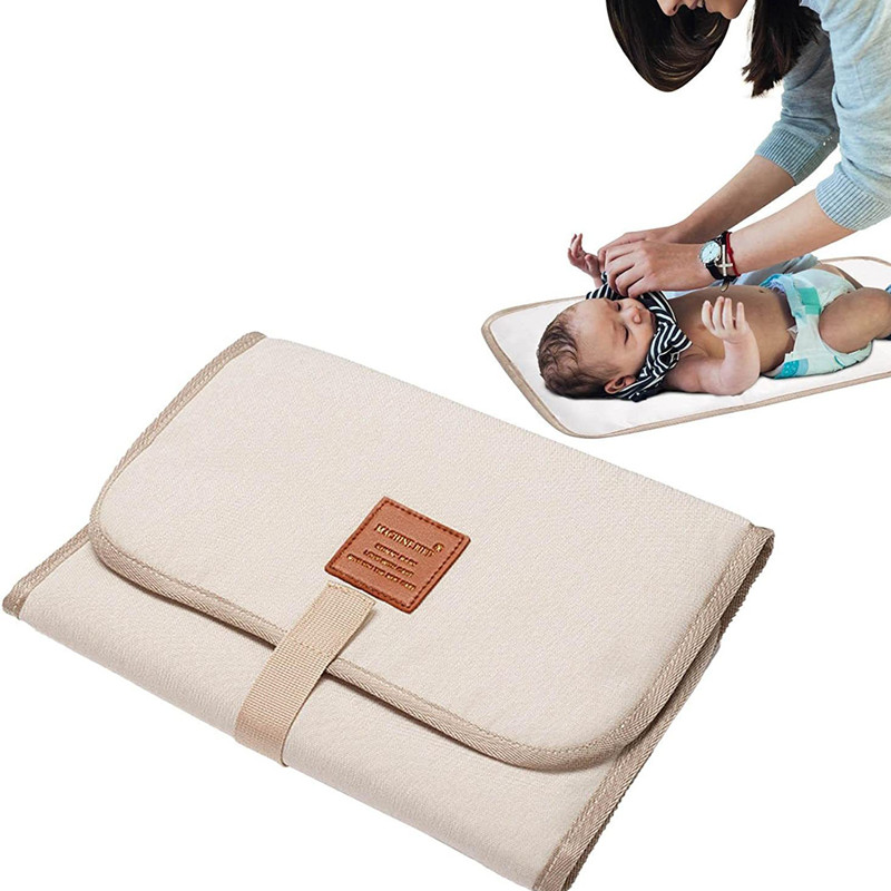 Bantalan ganti popok bayi lipa - Changing Table Topper ulasan dan harga